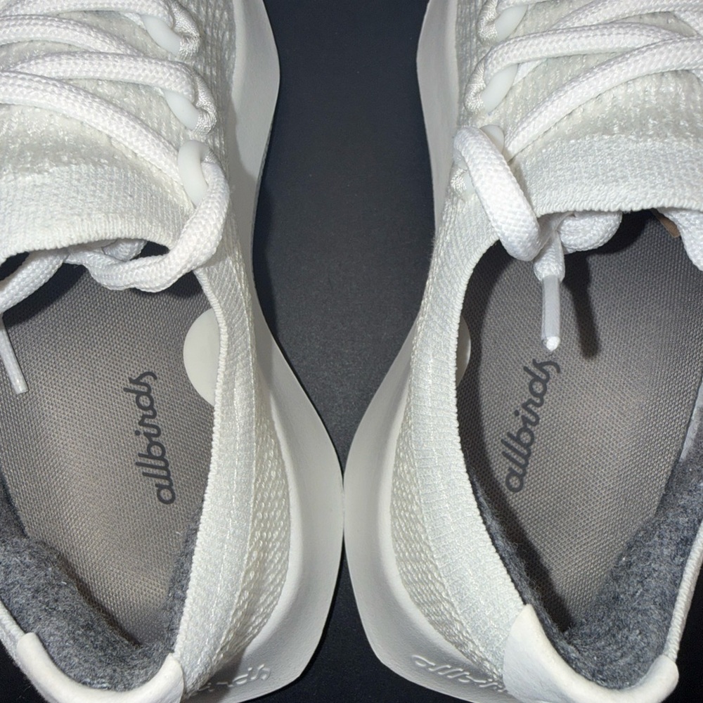 Size 6 - Allbirds White Dasher 2 Triple White, 0420RM1, Very Clean, No Box, Good - Picture 4 of 10